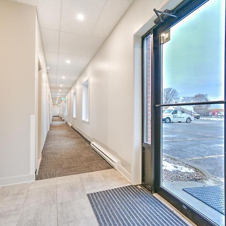Motel Rustik Châteauguay Heights Exteriér fotografie