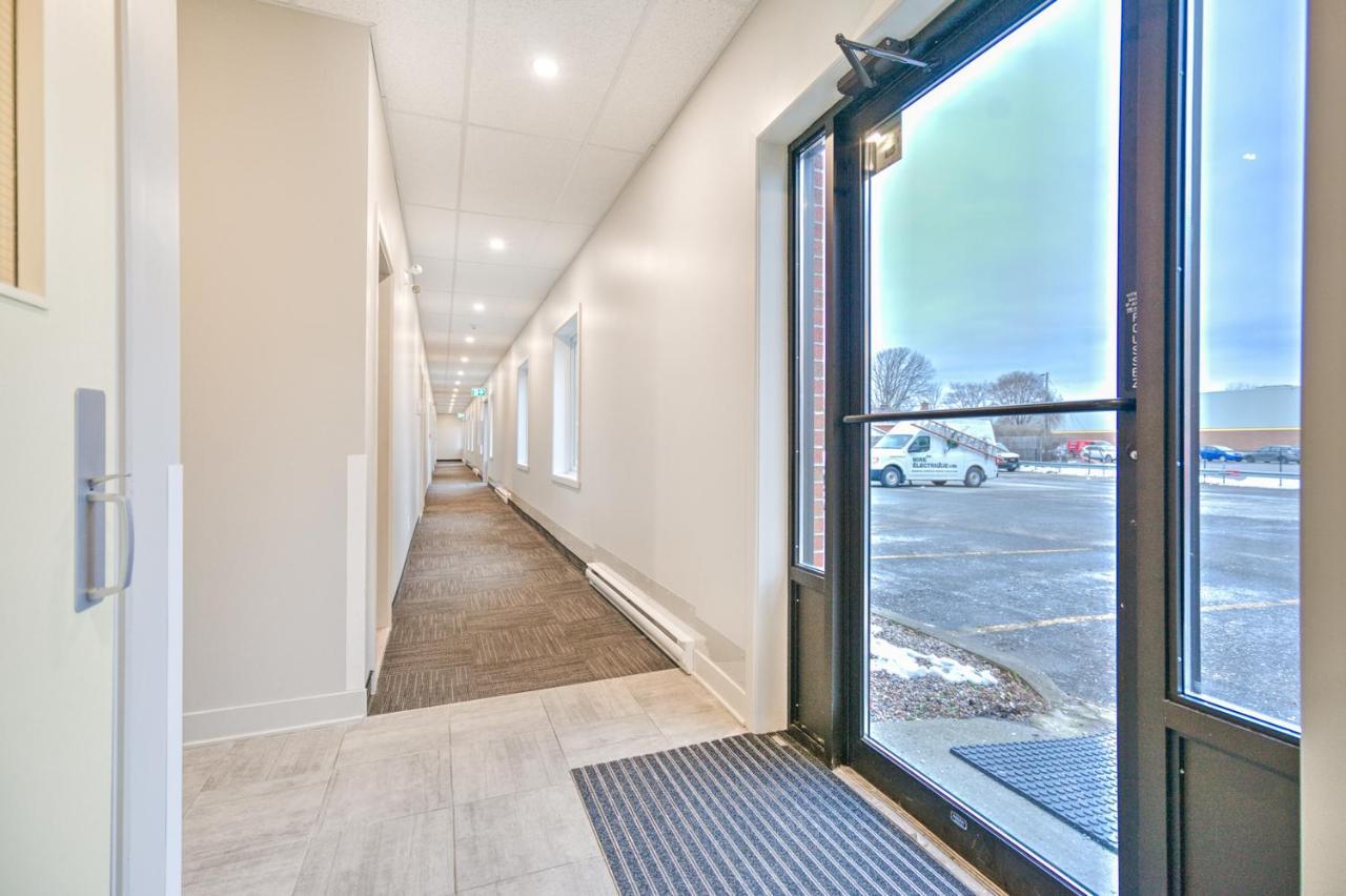 Motel Rustik Châteauguay Heights Exteriér fotografie